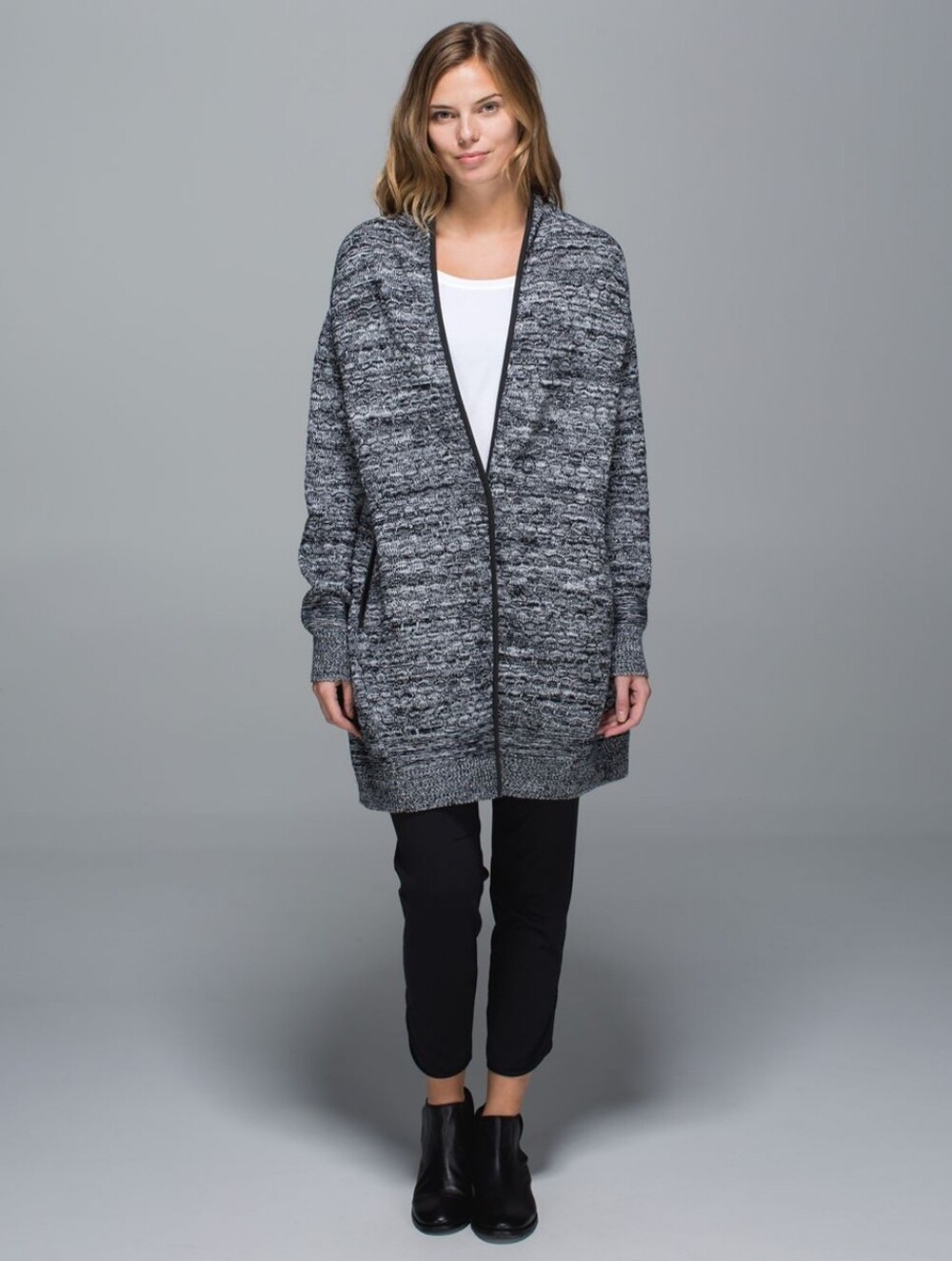 Lululemon M/L Black & White Marled Open-Front Sweater Cardigan 100% Merino Wool